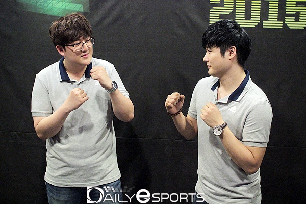 피파온라인3 챔피언십 결승전에서 맞대결을 펼칠 장동훈(왼쪽)과 김승섭.