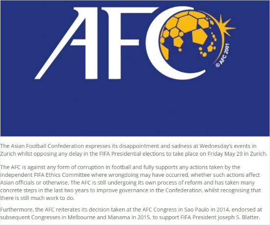 아시아축구연맹(AFC)은29일(현지시각)으로예정된국제축구연맹(FIFA)회장선거를앞두고고위인사들이미국연방수사국(FBI)에비리혐의로체포되는등혼란이발생했지만선거는예정대로진행돼야한다고주장했다.동시에5선에도전하는제프블래터현회장을공식지지했다.(자료사진=AFC공식홈페이지)