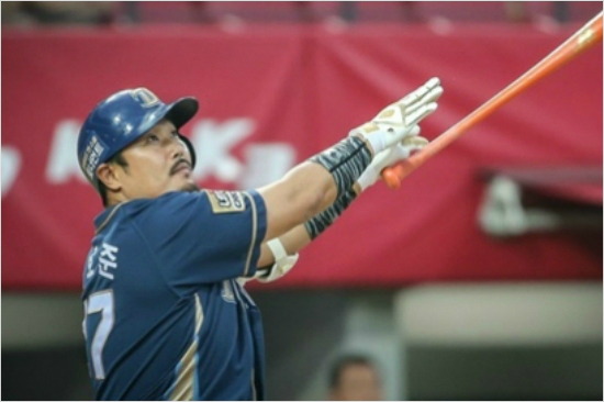 "내가5월MVP"이호준.(자료사진=NC다이노스)