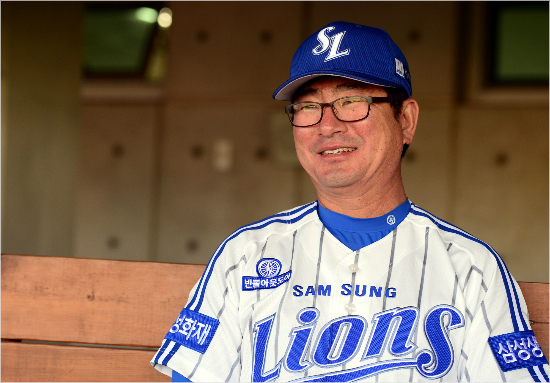 '여보,이제1위안내줄게'삼성류중일감독은4일롯데와경기에앞서"지금순위는의미가없다"면서도1위수성에대한의지를다졌다.(포항=삼성라이온즈)