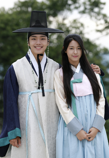기자간담회에참석한여진구(왼쪽),설현(사진=KBS제공)