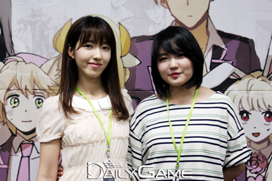 '세리' 이가영(왼쪽)과 '비완' 최윤경.