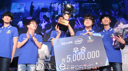 대학생 배틀 스프링 우승을 차지한 전남과학대학교 '뉴메타' 선수들은 팀 단위 프로 도전을 꿈꾸고 있다.