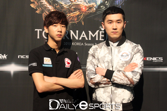 권혁우(왼쪽)와 김정환.