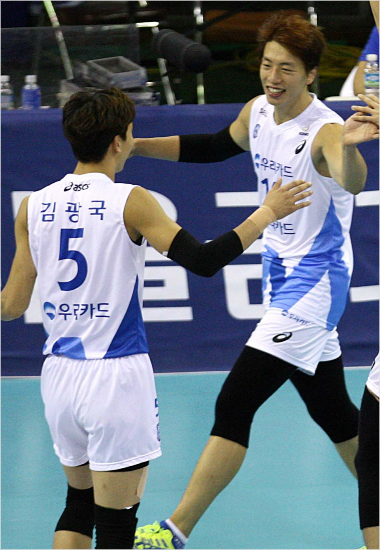 우리카드세터김광국(왼쪽).(자료사진=KOVO)