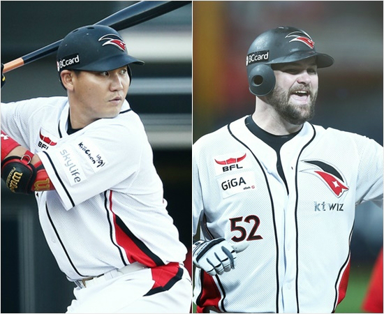 '신의한수'트레이드와외국인교체를통해케이티에합류해상승세를이끌고있는장성우(왼쪽)과댄블랙.(자료사진=케이티)