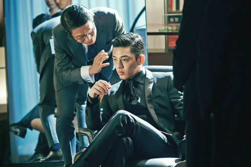 영화'베테랑'의유아인(사진=외유내강제공)
