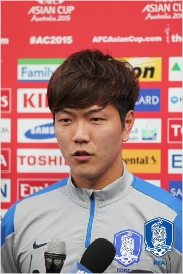 동아시안컵을앞둔축구대표팀은중국광저우헝다에서3년째활약중인김영권을주장으로선임해우승을향한분명한의지를선보였다.(자료사진=대한축구협회)