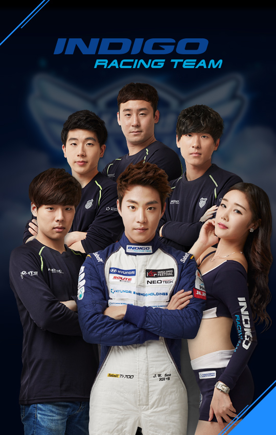 문호준, 강석인, 장진형, 전대웅, 이다령 매니저, 서주원 감독(왼쪽부터 시계방향으로).