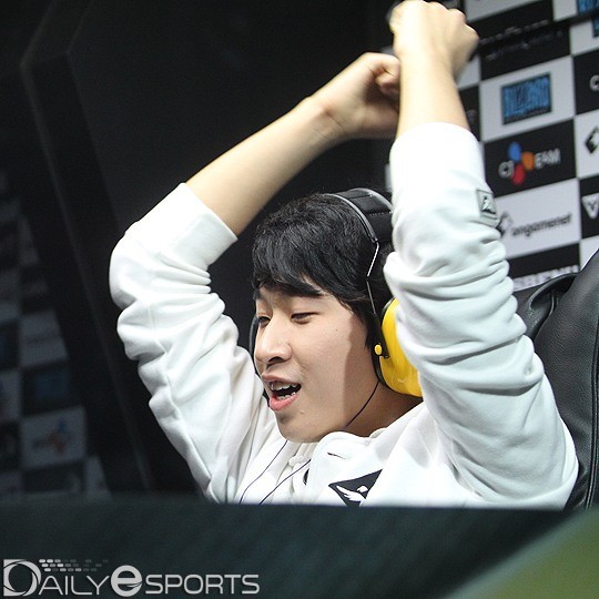 '뇌제' 윤용태, 시즌1 8강 탈락 한 푸나