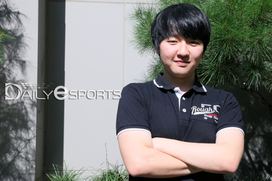 북미 LCS 중계를 맡은 '테디스틱' 이민효 해설