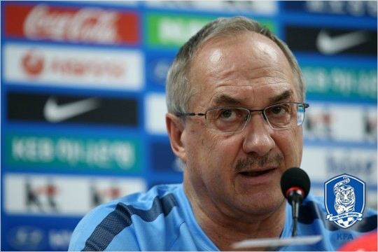 울리슈틸리케감독은라오스와2018러시아월드컵아시아2차예선G조2차전에서내용면에서도확실하게상대를압도하는대승을주문했다.(자료사진=대한축구협회)