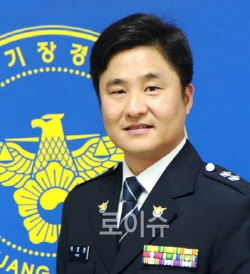 ▲부산기장경찰서경비작전계장경감박병환.(사진제공=부산기장서)