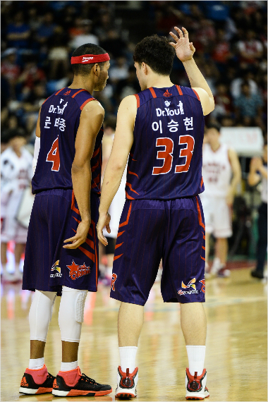 고양오리온을이끌어나갈문태종과이승현(사진제공/KBL)