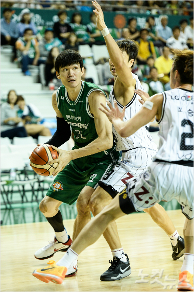 원주동부의김주성(사진제공/KBL)