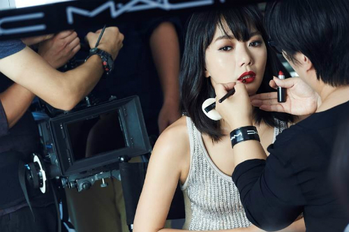 "소녀에서 여배우로"…배우 배두나 남매 합작 웹무비 공개