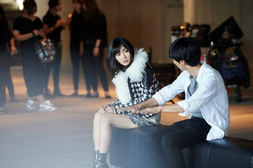 "소녀에서 여배우로"…배우 배두나 남매 합작 웹무비 공개