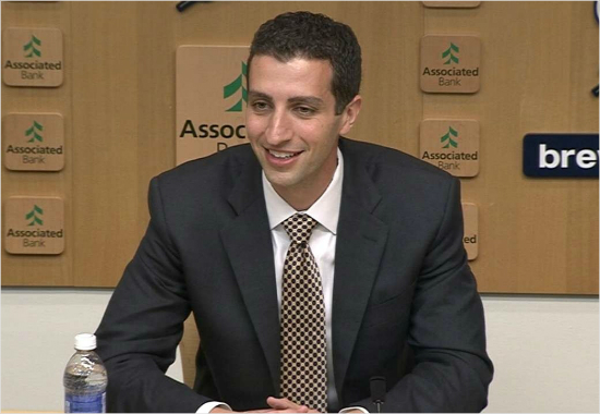 밀워키브루어스의신임단장인데이비드스턴스.(홈페이지영상캡처)