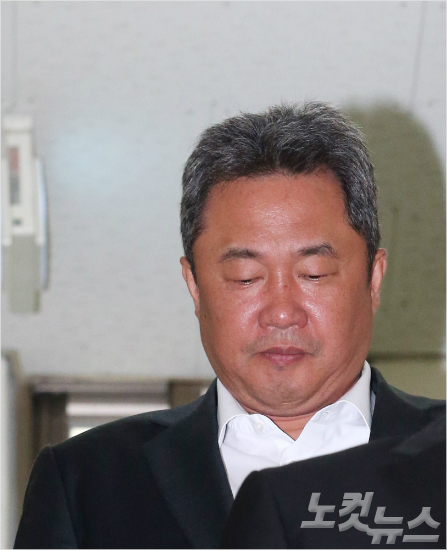 불법도박과승부조작혐의로검찰수사를받는가운데KBL로부터무기한자격등록제한징계를받은전창진전KGC인삼공사감독.(자료사진=윤성호기자)