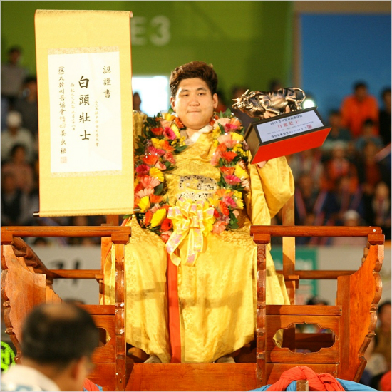 씨름 정경진, 혈투 끝에 추석장사 타이틀 탈환