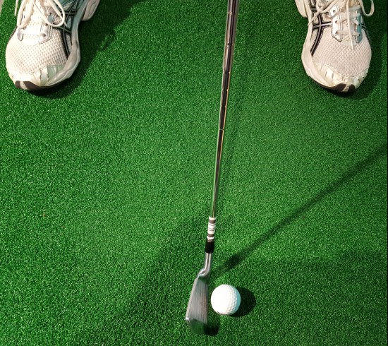 ▲볼이중앙보다왼쪽에있는경우에는볼의탄도가높아진다.