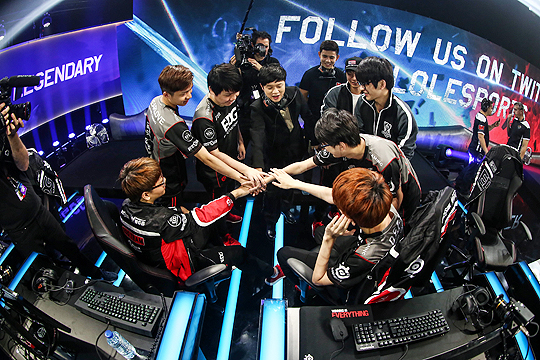 SKT vs EDG 미리보는 결승전? 롤드컵 16강 3일차 현장스케치