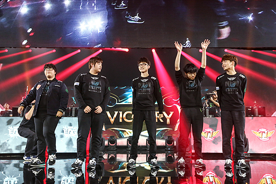 SKT vs EDG 미리보는 결승전? 롤드컵 16강 3일차 현장스케치