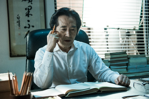 이병헌 조승우 '내부자들'…15종 스틸에 밴 팽팽한 긴장감
