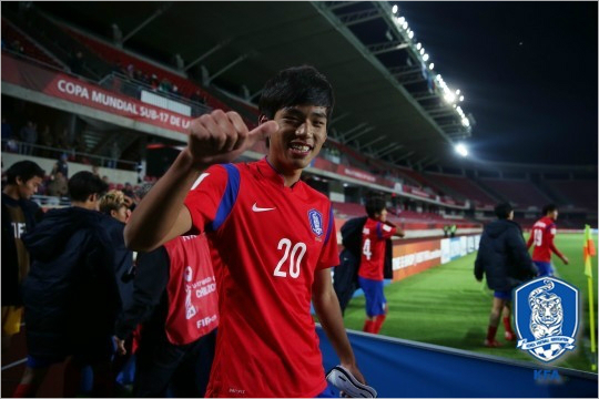 울산현대고1학년공격수오세훈은17세이하(U-17)축구대표팀소속으로나선네번째경기인기니와U-17월드컵조별예선2차전에서종료직전결승골을터뜨리며자신의이름을제대로알렸다.(자료사진=대한축구협회)
