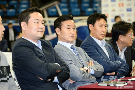 창원LG테이블의공기가무거워보인다(사진제공/KBL)