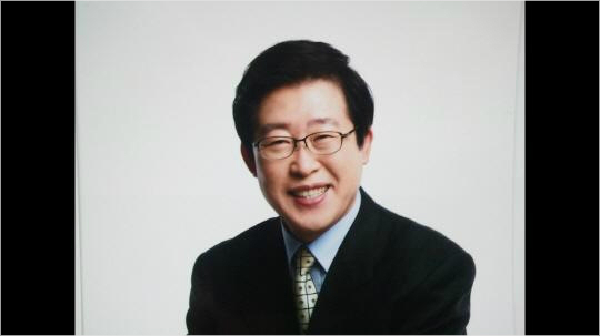 배드민턴대표팀공식후원업체㈜빅터아이엔디신임사장으로임명된SBS한종희보도본부부장.(사진=빅터아이엔디)
