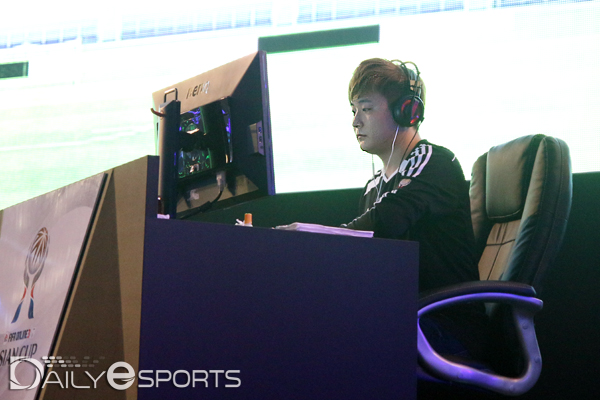 2세트에서 멋지게 복수에 성공한 김승섭.