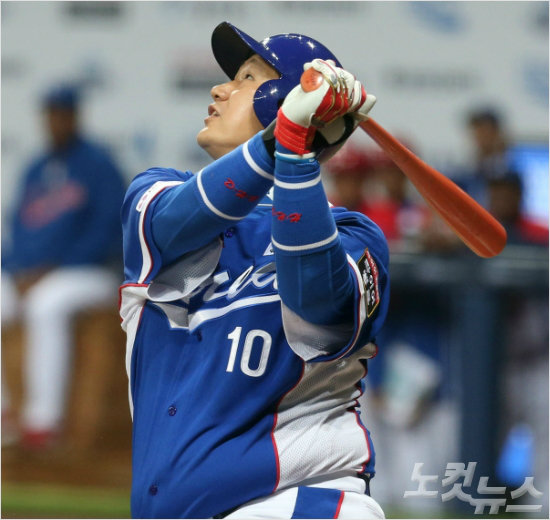 'ML 포스팅 역설?' 박병호 침묵 vs 후발 주자 펄펄