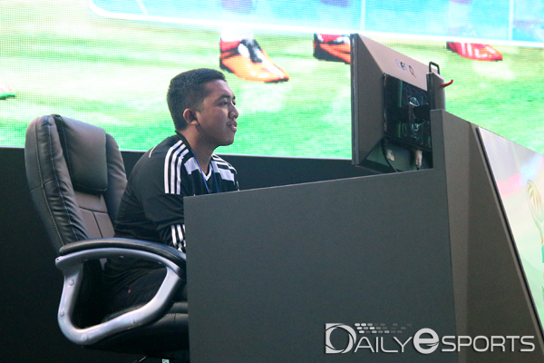 1세트에서 기선 제압을 확실하게 한 인도네이사의 악바르.