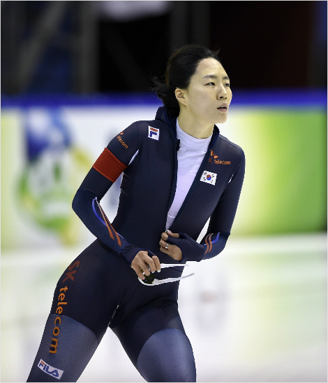 우려를딛고올시즌첫스피드스케이팅월드컵1차대회여자500m에서우승을차지한빙속여제이상화.(자료사진=대한빙상경기연맹)