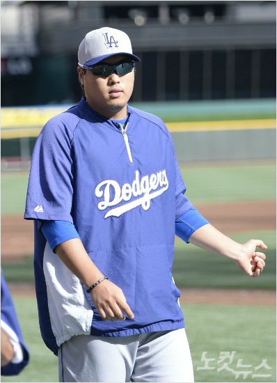 "스프링캠프에맞춰준비중이예요."ESPN이류현진의정상복귀가불확실하다고내다봤다.(자료사진)