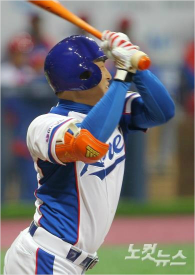 "세고비아공,제가한번쳐보겠습니다."손아섭이결승전에선발출전한다.(자료사진=박종민기자)