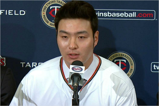 "우승이하고싶습니다."입단기자회견에임한박병호.(사진=홈페이지영상캡처)