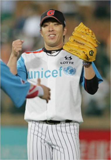 SK가FA윤길현의보상선수로지목해롯데에서SK로옮겨가게된우완김승회.(자료사진=롯데)