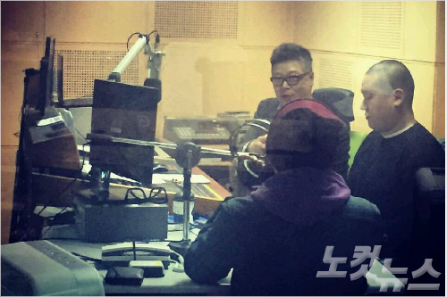 김형준의레인보우스트리트방송진행장면