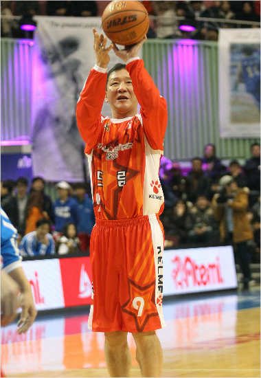 "아직녹슬지않았어."2013년올스타전에서현역못지않은기량을뽐낸허재전KCC감독.(사진=KBL제공)