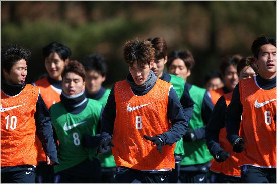 제주는지난시즌전남으로임대돼주전급활약을펼친미드필더이창민을영입했다.이창민은현재올림픽대표팀소속으로아시아축구연맹(AFC)23세이하챔피언십에참가중이다.(자료사진=제주유나이티드)