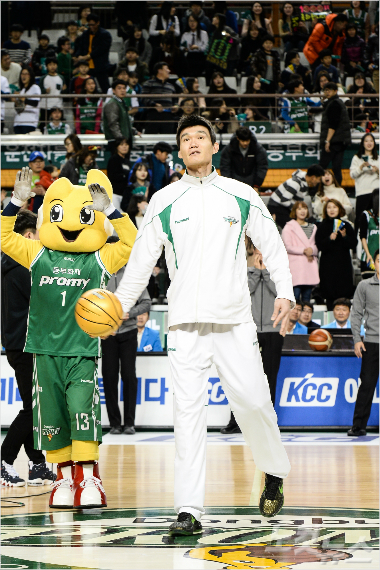 원주동부김주성(사진제공/KBL)
