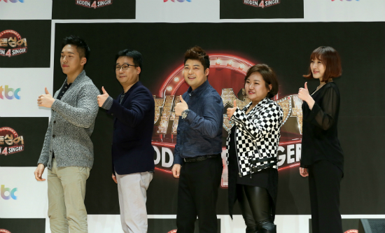 왼쪽부터김정준,조승욱CP,전현무,황인숙,이은아(사진=JTBC제공)