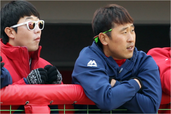 2월1일부터일본오키나와로출국해전지훈련에들어가는KIA윤석민(오른쪽)-양현종.(자료사진=KIA)