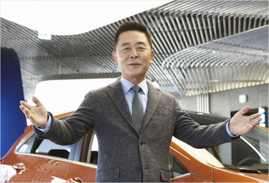 전북은곽진(56)현대자동차부사장을신임대표이사로선임했다.곽신임대표이사는2014년부터국내영업본부장을책임지고있는전문경영인으로전북대표이사와겸임한다.(자료사진=전북현대모터스)