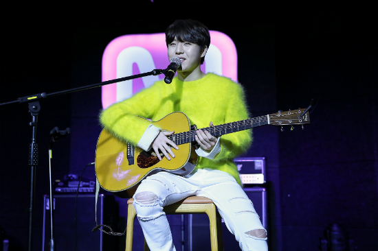 훌쩍 큰 유승우, 소년 딱지 떼고 '스무살' 노래하다
