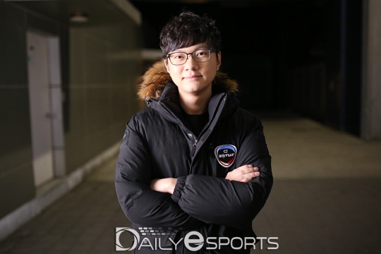 CJ 엔투스 홍민기.