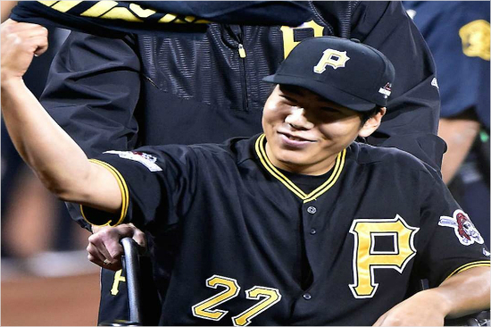 "곧돌아올게요."피츠버그파이어리츠의전력강화키중하나인강정호.(홈페이지영상캡처)