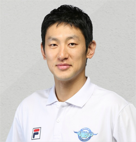 V-리그남자부대한항공은최근성적부진으로자진사퇴를결정함김종민감독을대신해장광균코치를감독대행으로선임했다.(자료사진=대한항공점보스)